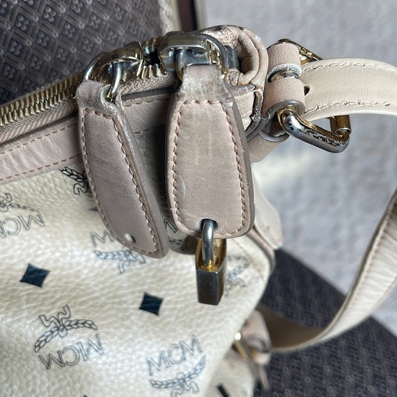 MCM BEIGE VISETOS COATED LOGO CANVAS & LEATHER HOBO SHOULDER OR CROSSBODY BAG - Picture 17 of 17